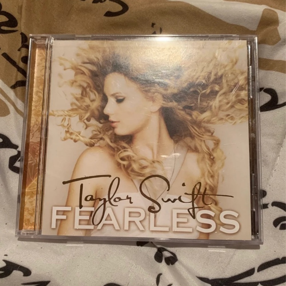 Taylor Swift Fearless CD 2008 Version